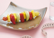菠蘿和什么榨汁好喝？菠蘿榨汁加什么好喝？