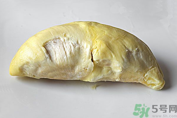 女子安檢口吃十斤榴蓮 為什么榴蓮吃完會(huì)流鼻血？