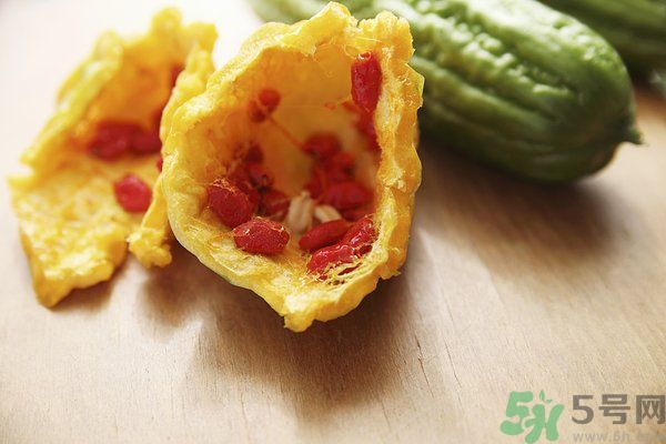 苦瓜子能吃嗎？苦瓜籽變紅了還能吃嗎？
