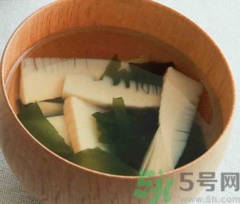春天吃什么食物排肝毒？排肝毒吃什么最好？
