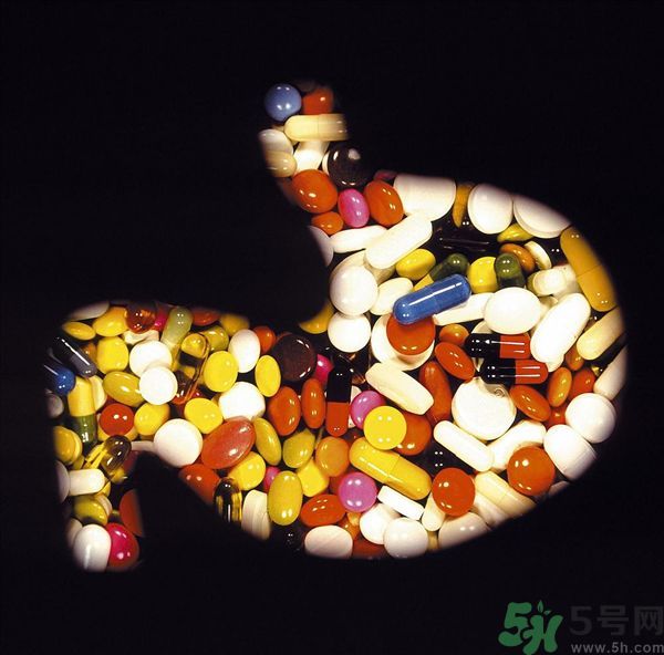 胃藥是飯前吃好還是飯后吃好？胃藥是痛的時候吃嗎？
