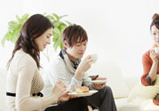 怎么樣才知道對(duì)方喜歡自己?jiǎn)?？喜歡一個(gè)人會(huì)做什么？