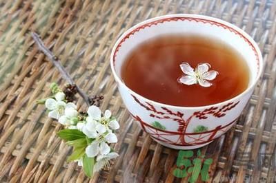春天喝紅茶好不好？春天喝紅茶還是喝綠茶好呢？