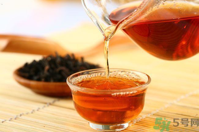 春天喝紅茶好不好？春天喝紅茶還是喝綠茶好呢？