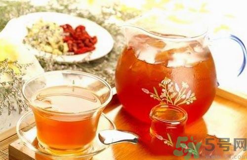 春天喝菊花茶好嗎？女性春天喝什么茶最好？