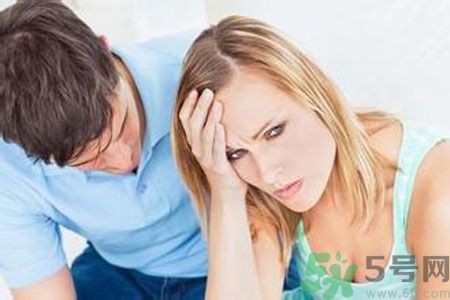 夫妻為錢傷了感情怎么辦？化解夫妻吵架的有效方法