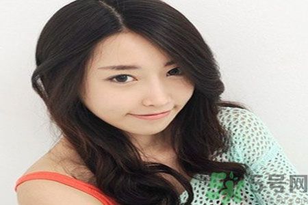 臉大的女生適合短發(fā)嗎？臉大的女生適合什么發(fā)型？