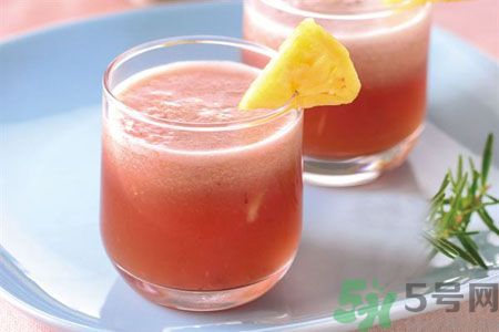 產(chǎn)后恢復身材怎么恢復？坐月子可以喝果汁嗎？