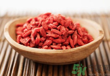吃枸杞能治體虛嗎？怎么正確吃枸杞？