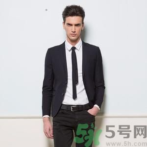 做仰臥起作可以練腹肌嗎？怎樣快速練出腹??？
