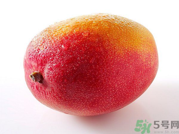 吃芒果嘴唇過敏怎么辦？為什么吃了芒果后嘴巴癢？