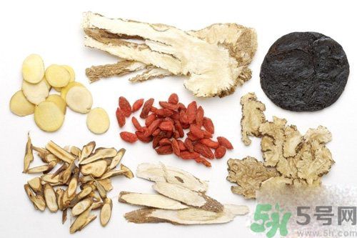 月經(jīng)量少怎么調(diào)理？月經(jīng)量少是什么原因？