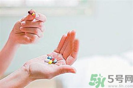 喉嚨發(fā)炎怎么辦？喉嚨發(fā)炎吃什么好得快？