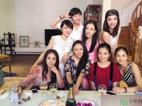同學(xué)會(huì)有必要參加嗎？參加同學(xué)會(huì)該穿什么衣服？