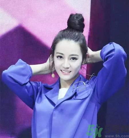 明星花式丸子頭引潮流 波叔這么萌你不愛嗎？
