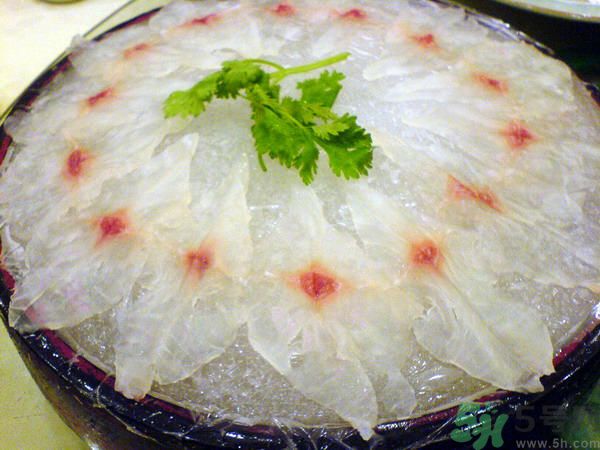 吃生肉長(zhǎng)寄生蟲？哪些生肉吃了會(huì)致命？