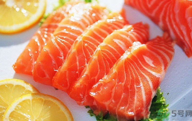 吃生肉長(zhǎng)寄生蟲？哪些生肉吃了會(huì)致命？