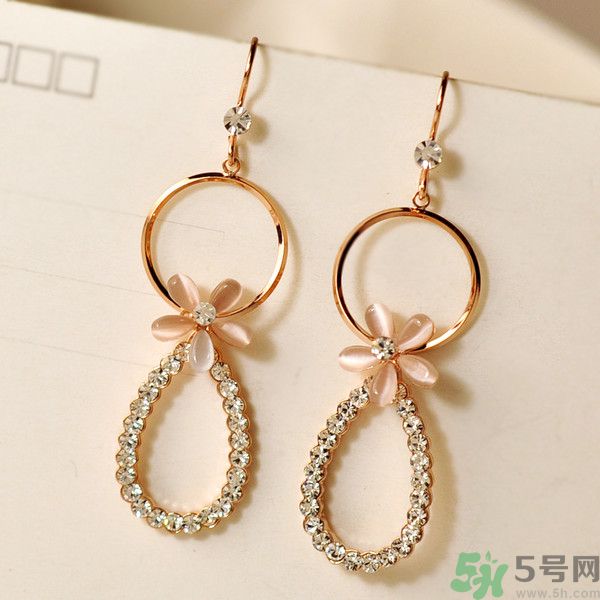 耳環(huán)適合臉型氣質(zhì)最重要？不同臉型適合什么耳環(huán)？