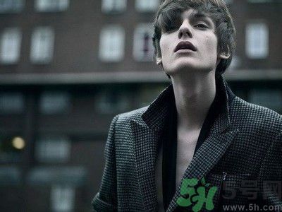 讓妻子最易出軌8種男人你知道？女人要擦亮眼睛！