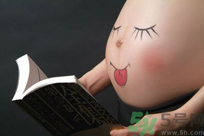 懷孕了可以長(zhǎng)時(shí)間站著嗎？懷孕了站久了會(huì)不好嗎？