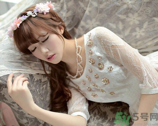 來(lái)月經(jīng)全身酸痛怎么回事？來(lái)月經(jīng)全身酸痛怎么辦？