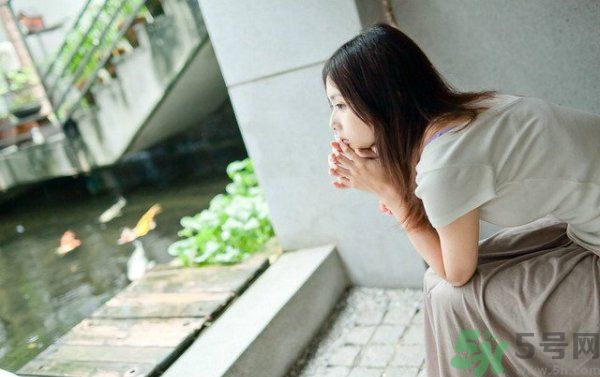 月經(jīng)推遲怎么辦？月經(jīng)推遲是什么原因？