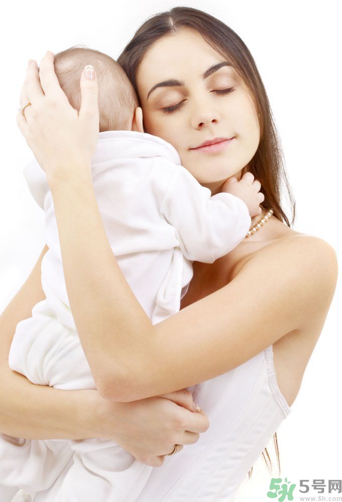 女生手腳冰涼是什么原因？手腳冰涼怎么調(diào)理？