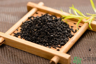 黑芝麻怎么吃可以治白發(fā)？黑芝麻真的能治白頭發(fā)？