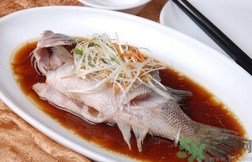 痛風(fēng)可以吃魚嗎？痛風(fēng)可以吃什么魚？