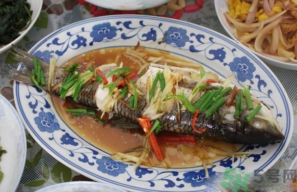 痛風(fēng)可以吃魚嗎？痛風(fēng)可以吃什么魚？