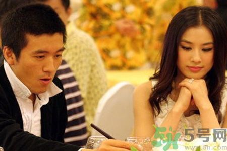 黃圣依和楊子離婚了嗎？黃圣依和楊子什么關(guān)系？