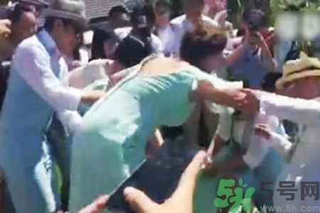 伴娘怕被整簽禁止鬧婚協(xié)議是怎么回事？整伴娘的招數(shù)有哪些？