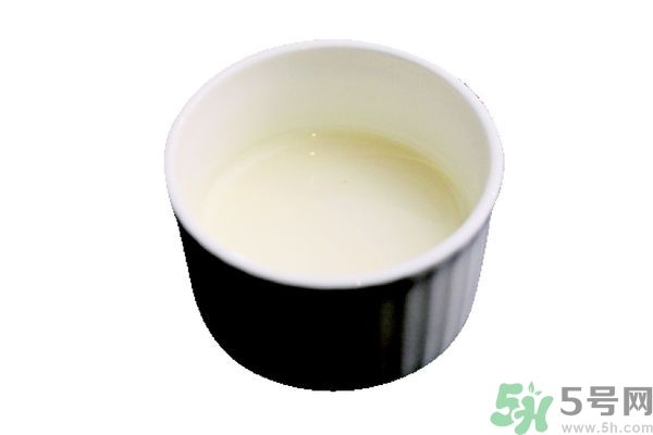 牛奶過期了還能怎么利用？牛奶能去魚腥味嗎？