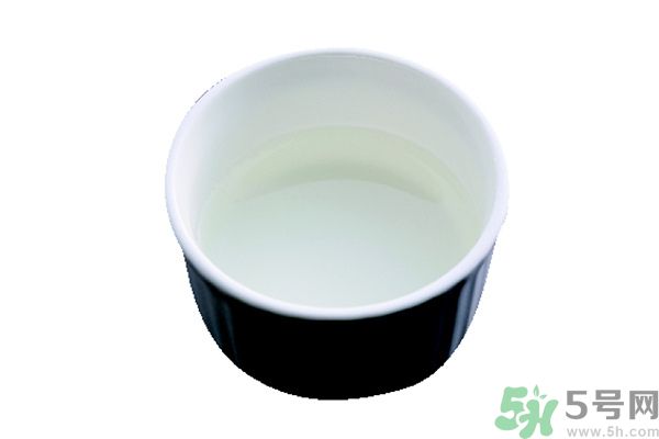 牛奶過期了還能怎么利用？牛奶能去魚腥味嗎？