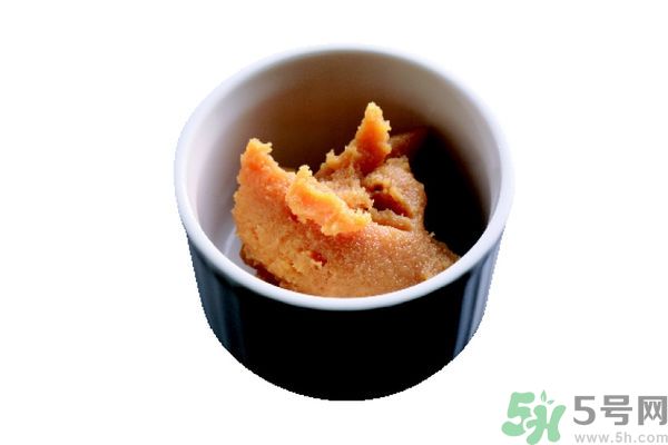 牛奶過期了還能怎么利用？牛奶能去魚腥味嗎？