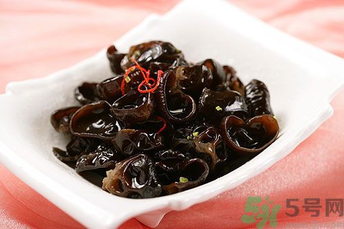 萵筍可以和木耳一起炒嗎？萵筍和木耳一起炒好嗎？