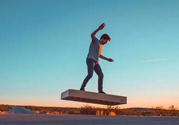 Hoverboard懸浮滑板國(guó)內(nèi)多少錢(qián)？懸浮滑板在哪可以買(mǎi)？