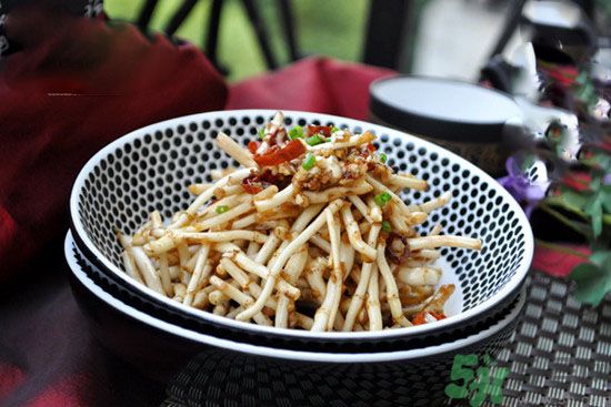 魚腥草可以燉雞湯嗎？魚腥草燉雞湯好不好？