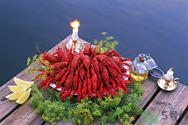 油燜大蝦為什么肉散了？油燜大蝦怎么做肉不散？