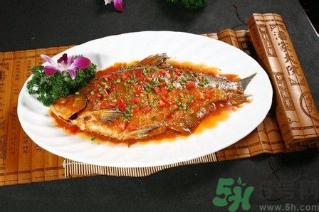 武昌魚是鳊魚嗎？武昌魚和鳊魚區(qū)別哪個好吃？