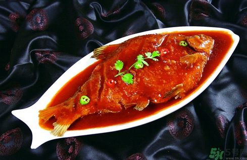 武昌魚是鳊魚嗎？武昌魚和鳊魚區(qū)別哪個好吃？