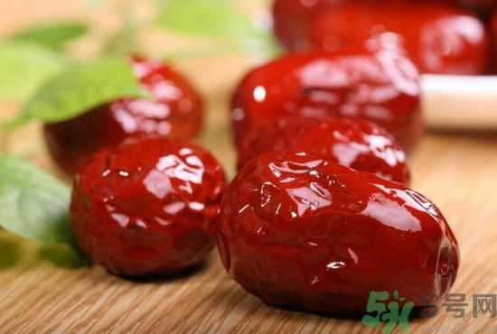 紅棗吃多了會(huì)上火嗎？吃紅棗要注意什么？