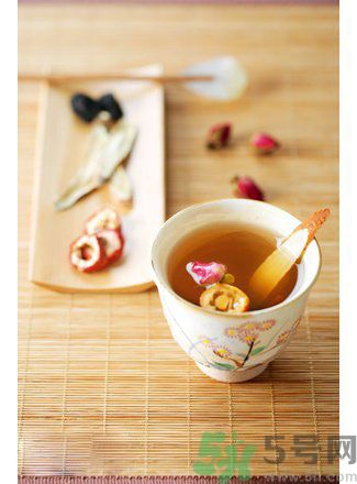 春天上火了喝什么茶好？喝什么茶快速消火？