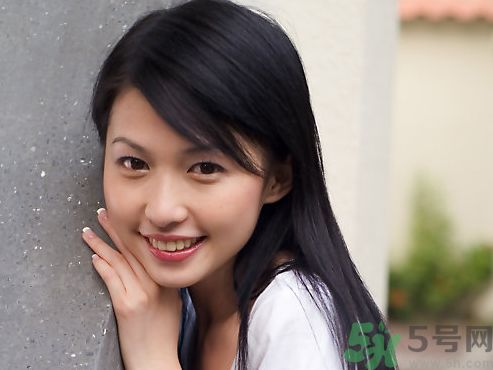 女子被針扎一下倒地身亡 毒狗針會致人死亡嗎？
