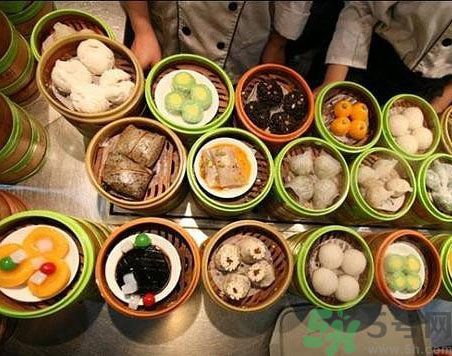 早餐吃面還是包子比較好？早餐吃包子和面健康嗎？
