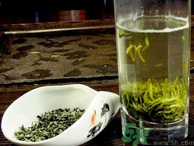 信陽(yáng)毛尖有什么功效？信陽(yáng)毛尖怎樣沖泡？