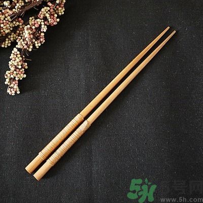 筷子要多久換一次才好？怎么用筷子最健康？