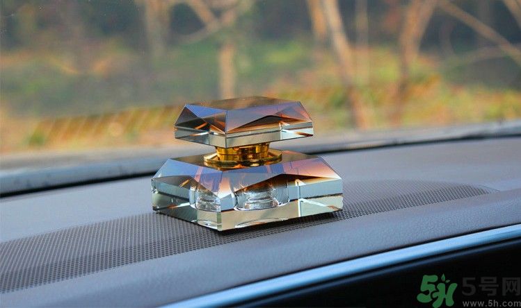 車載香水有毒嗎？如何挑選健康的車載香水？