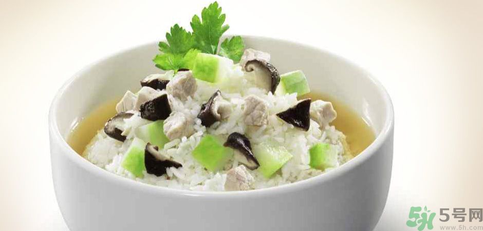 吃湯泡飯傷胃嗎？湯泡飯有什么危害？