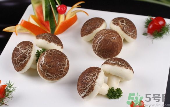 蘑菇能生吃嗎？蘑菇生吃會(huì)中毒嗎？